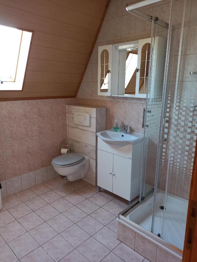Aniko Apartmanhaz Balatonfoldvar Exterior photo